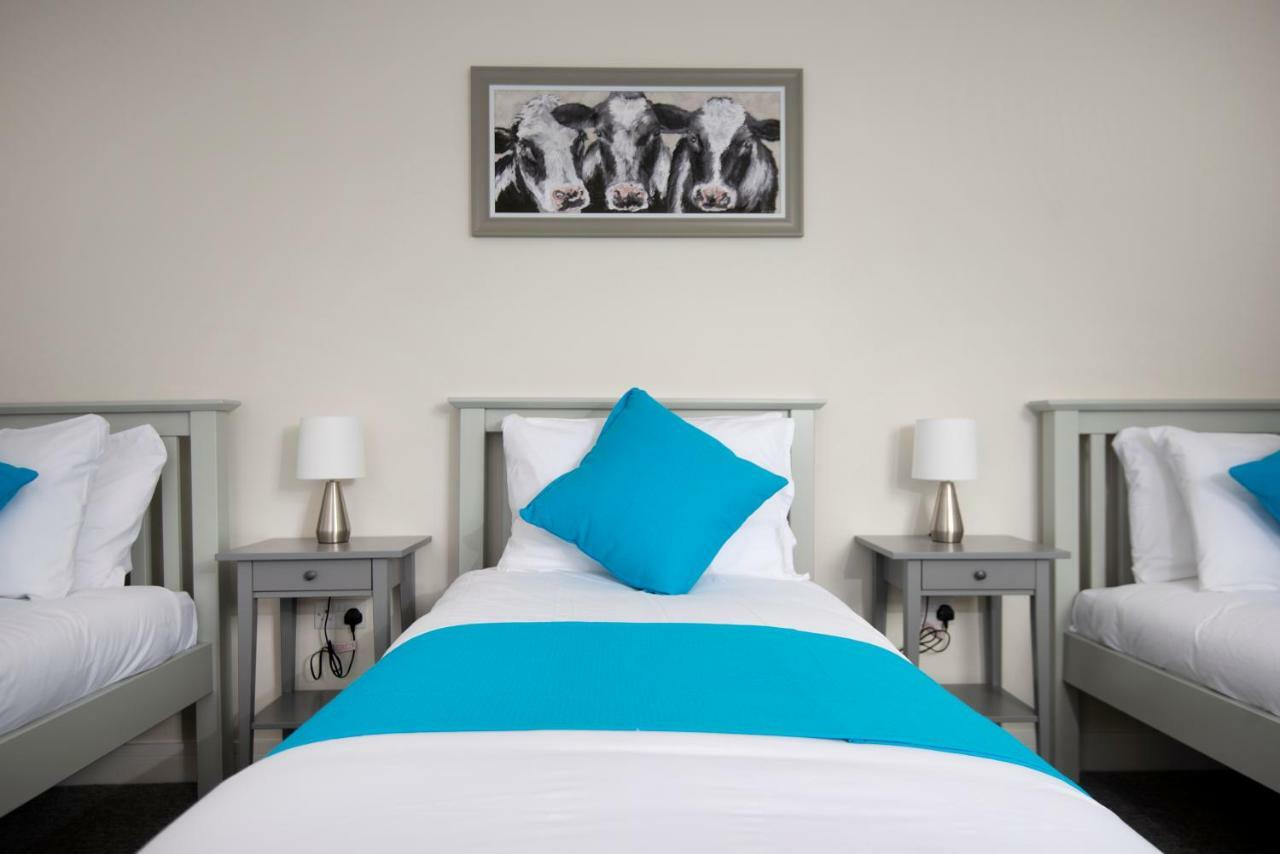 Appartement Flat C - Spacious First Floor, 3 Bedroom, 2 Bathroom In Central Southsea, *